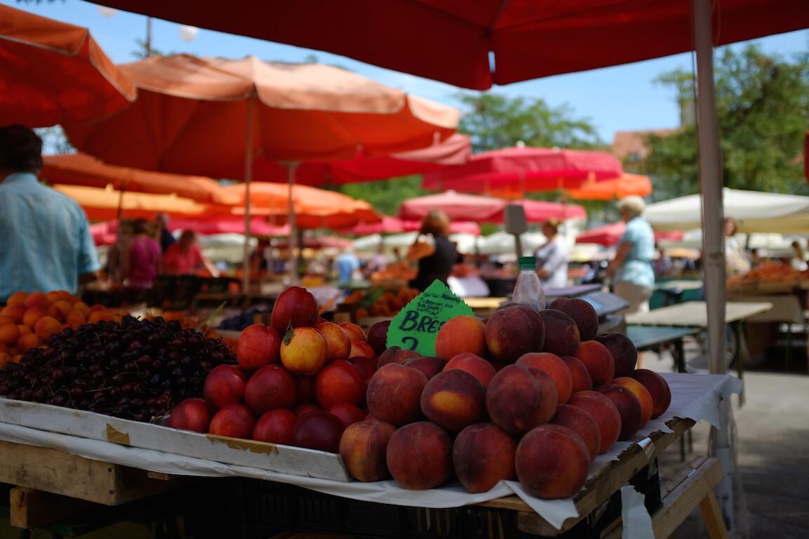 Bild ohne Beschreibung Bild ohne Beschreibung