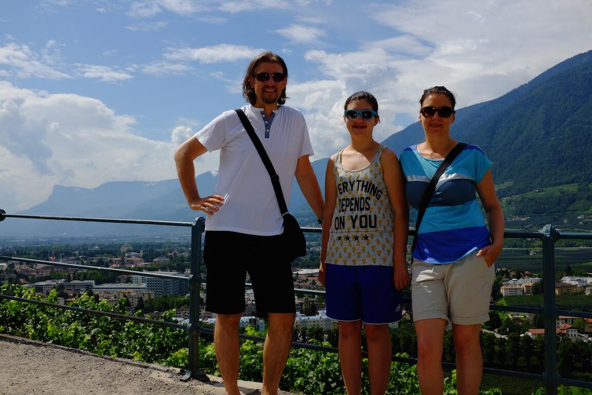 Bild ohne Beschreibung Bild ohne Beschreibung