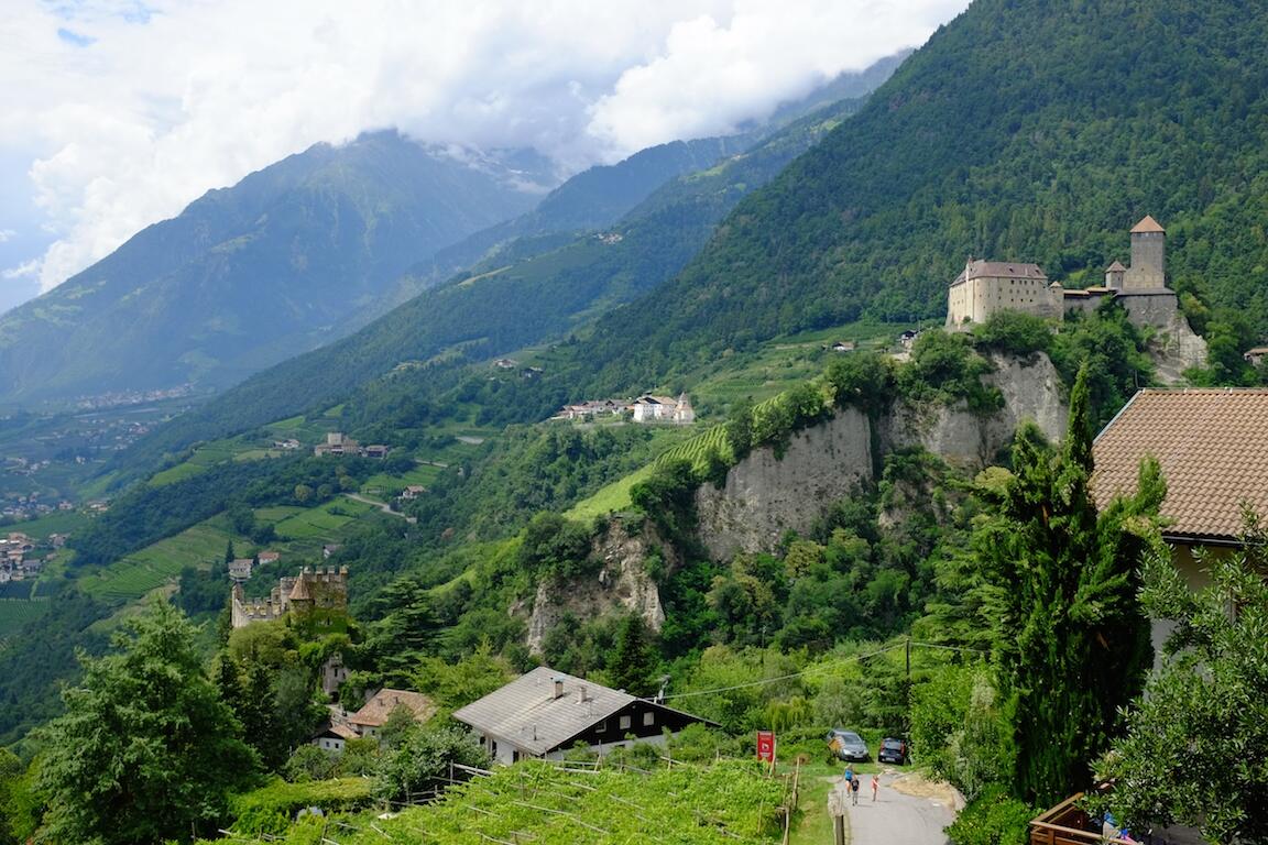 Bild ohne Beschreibung Bild ohne Beschreibung