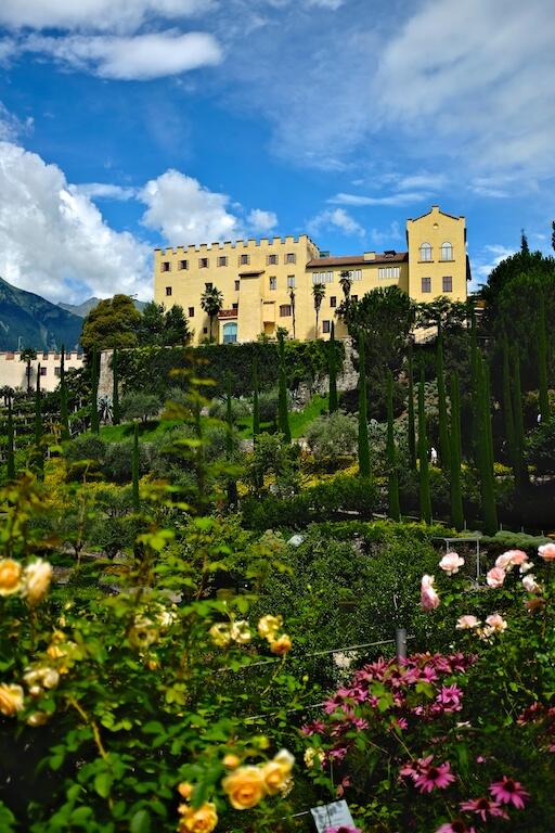 Bild ohne Beschreibung Bild ohne Beschreibung