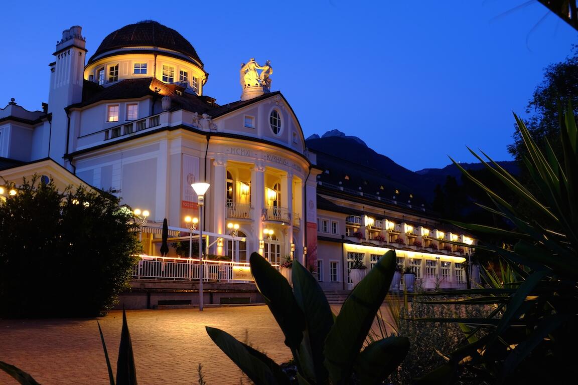 Bild ohne Beschreibung Bild ohne Beschreibung