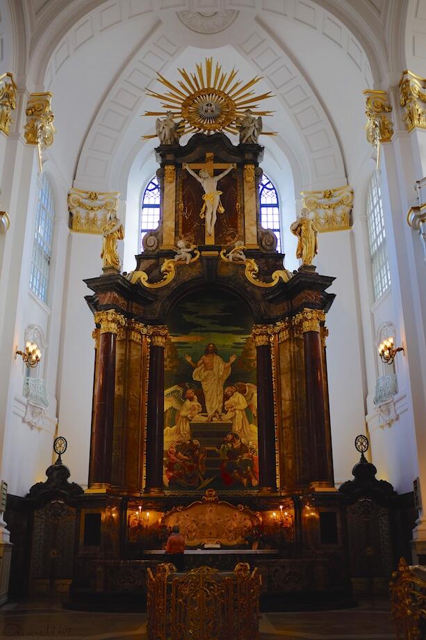 Bild ohne Beschreibung