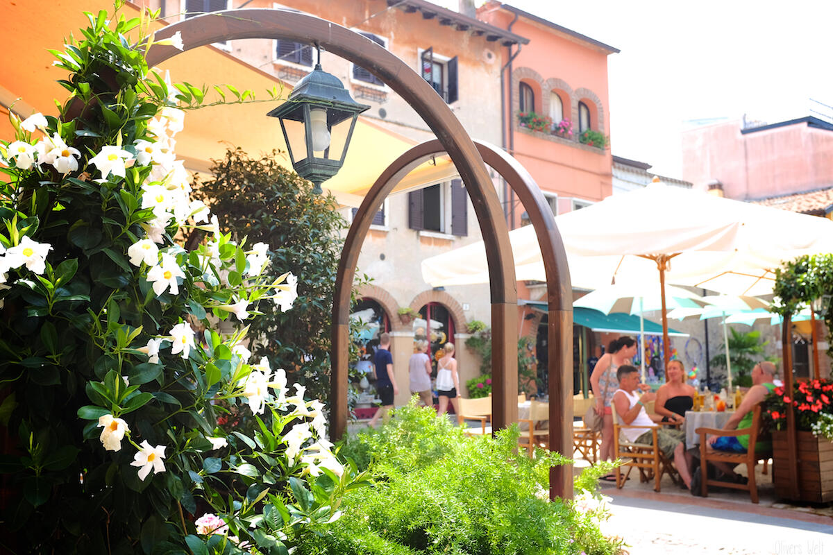 Bild ohne Beschreibung Bild ohne Beschreibung