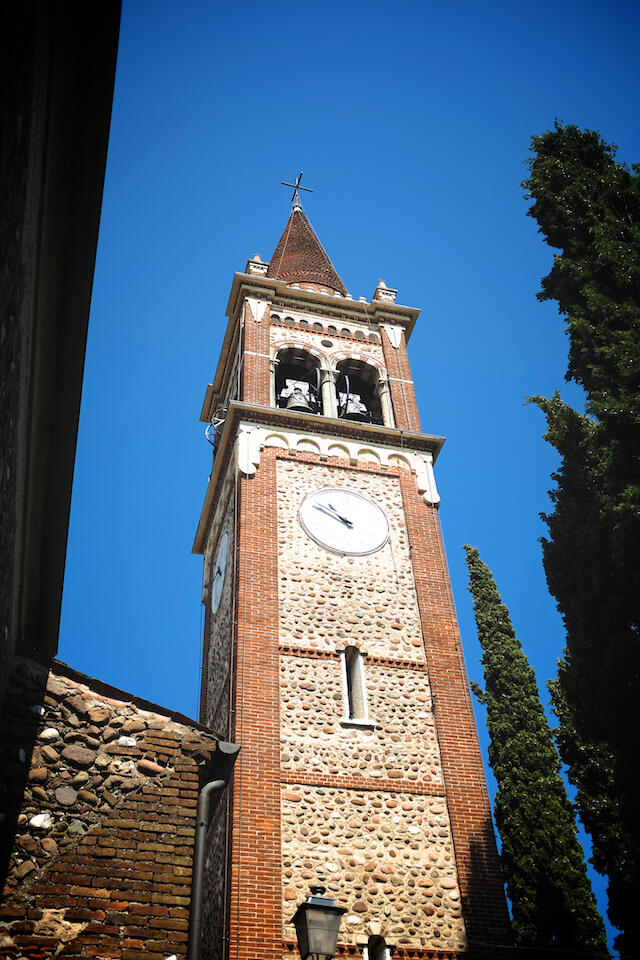 Bild ohne Beschreibung Bild ohne Beschreibung