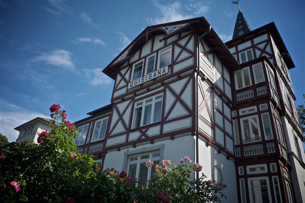 Bild ohne Beschreibung