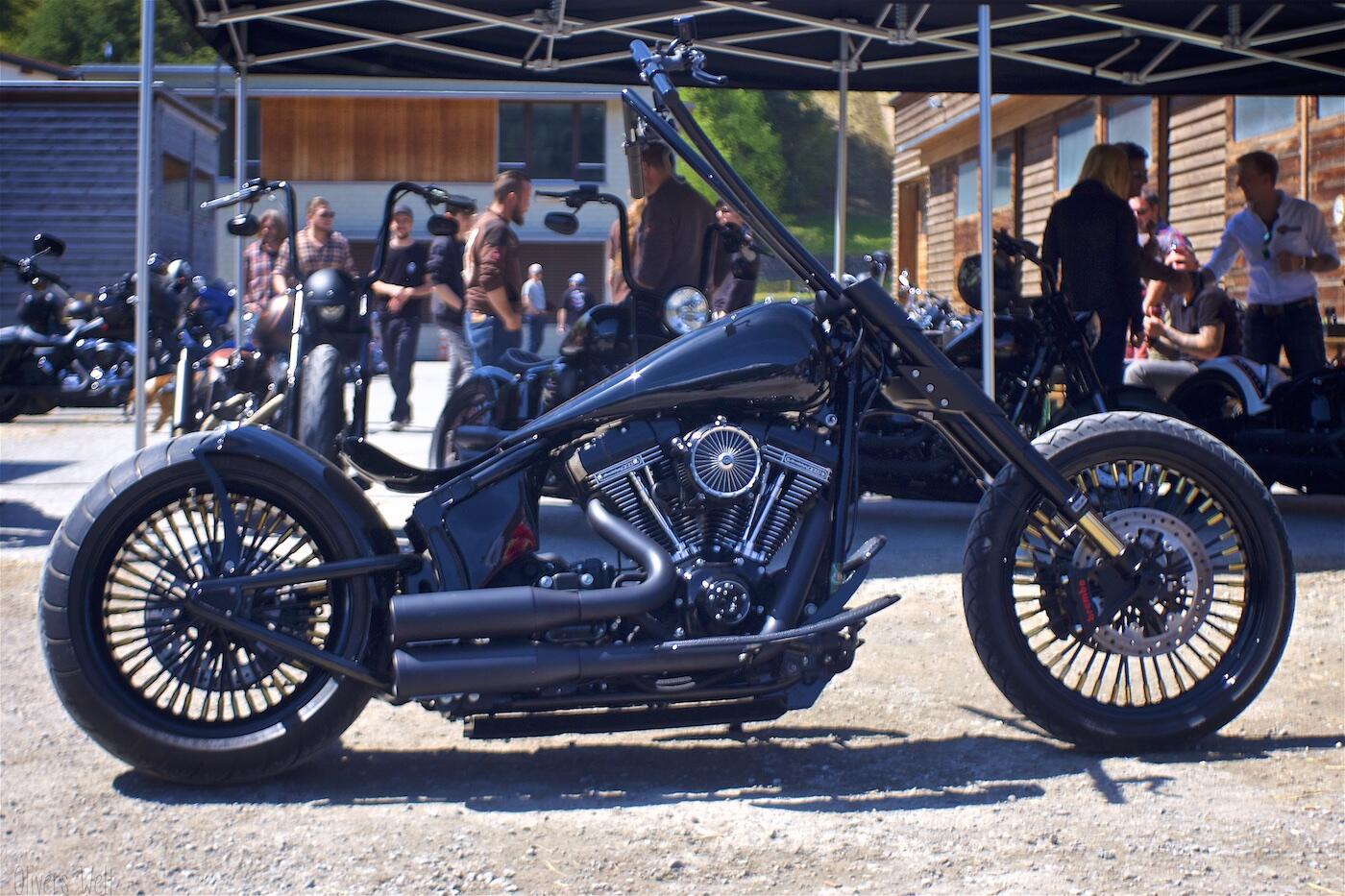 Bild ohne Beschreibung Bild ohne Beschreibung