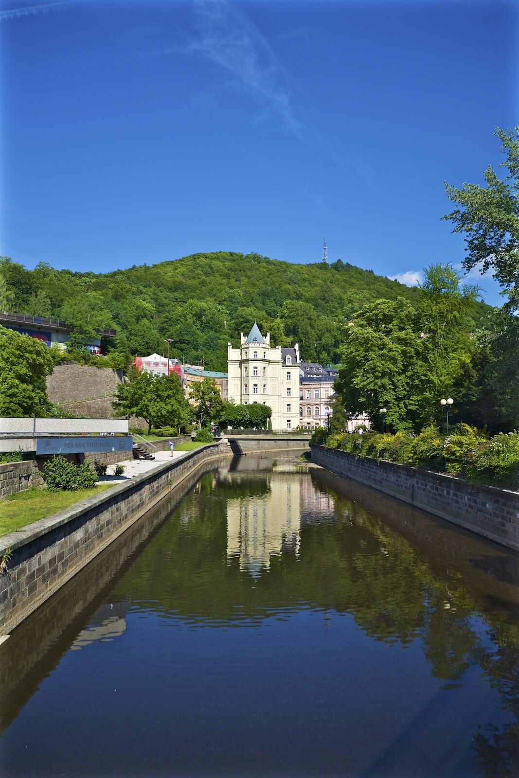 Bild ohne Beschreibung