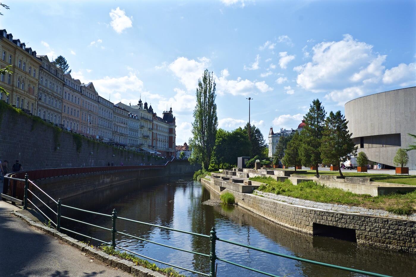 Bild ohne Beschreibung