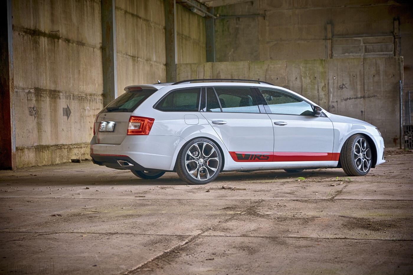 Bild ohne Beschreibung Bild ohne Beschreibung