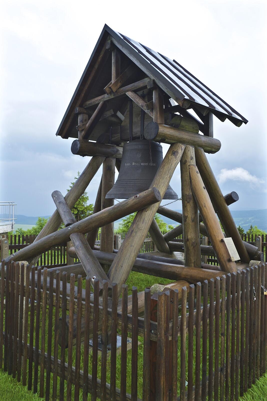 Bild ohne Beschreibung Bild ohne Beschreibung