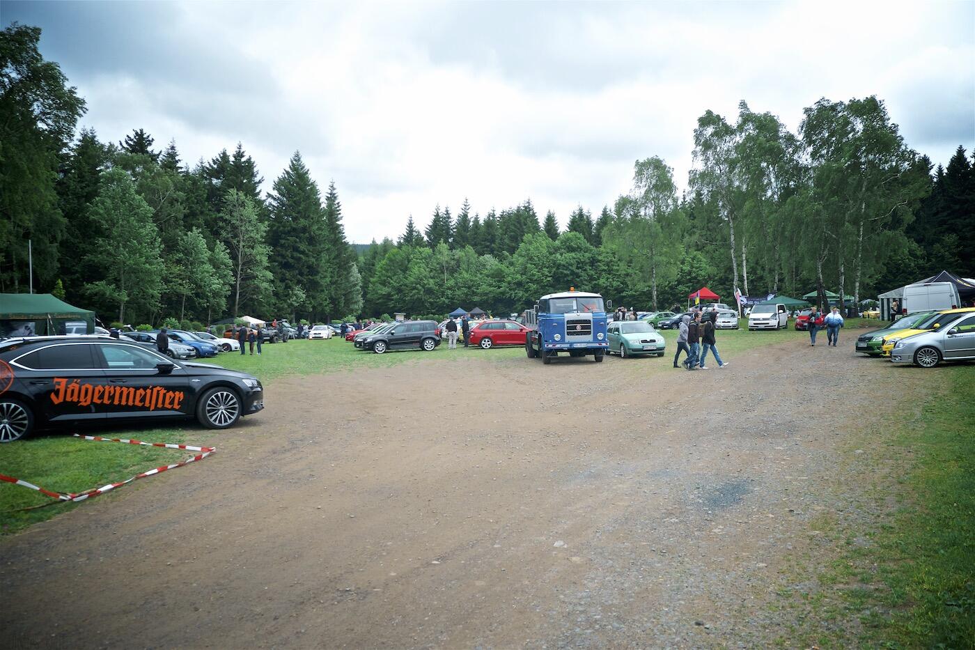 Bild ohne Beschreibung Bild ohne Beschreibung