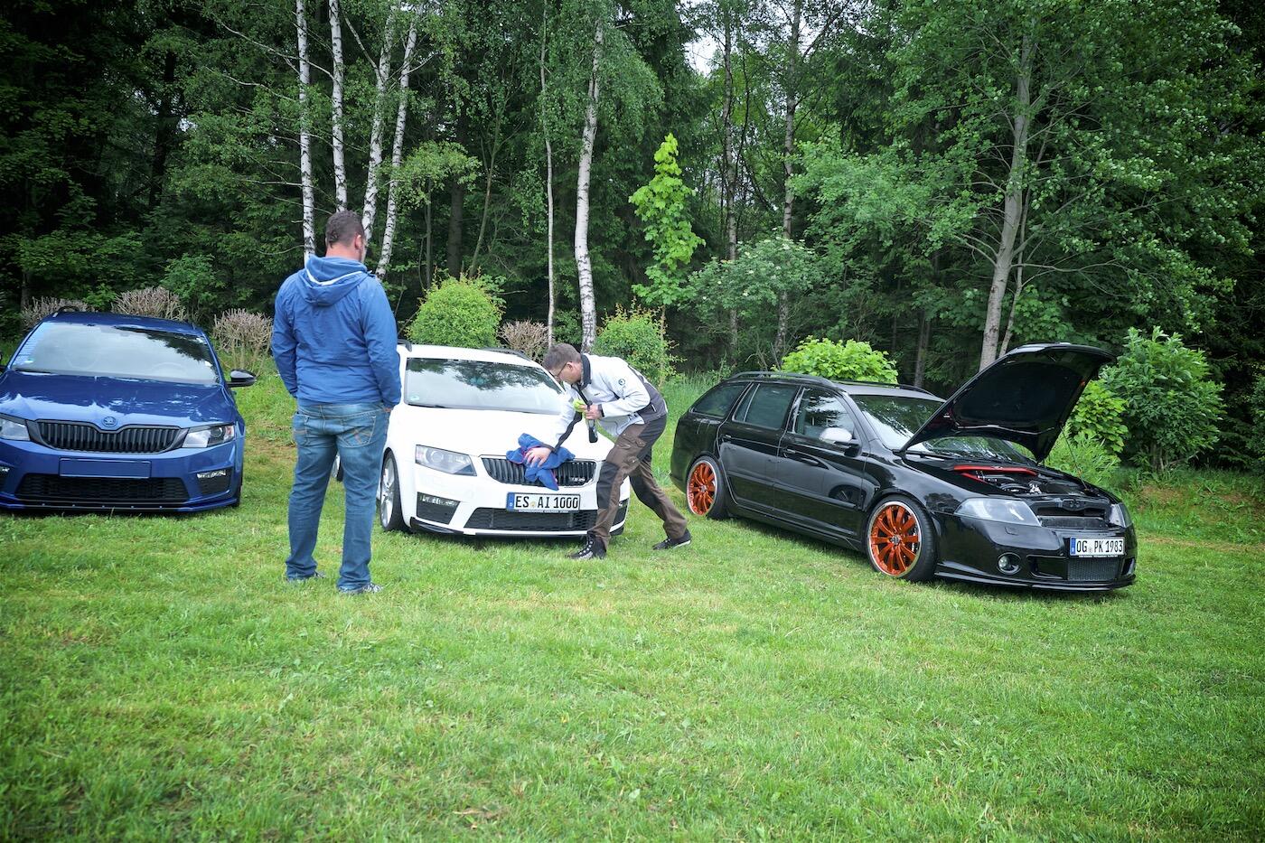 Bild ohne Beschreibung Bild ohne Beschreibung