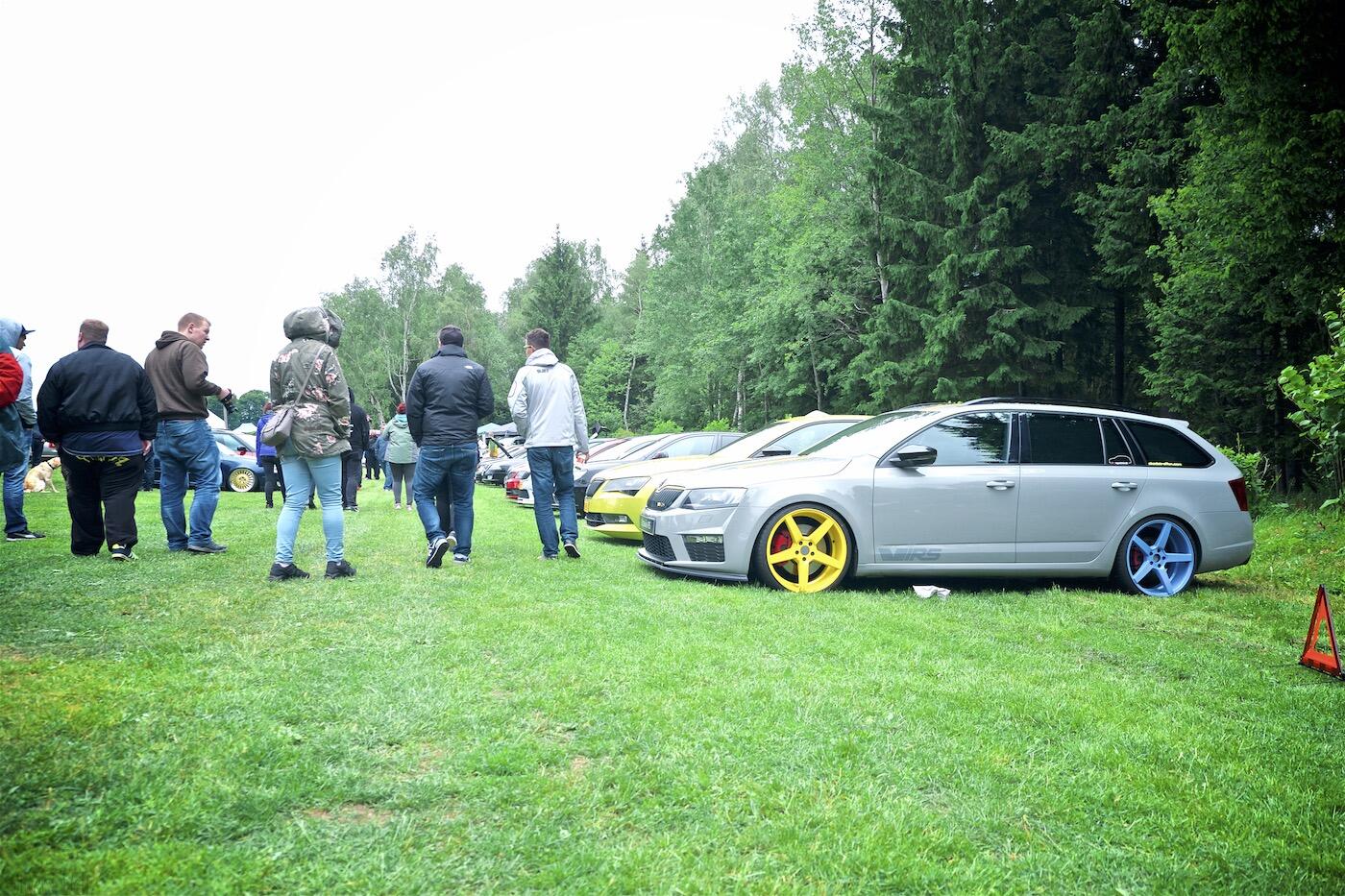 Bild ohne Beschreibung Bild ohne Beschreibung