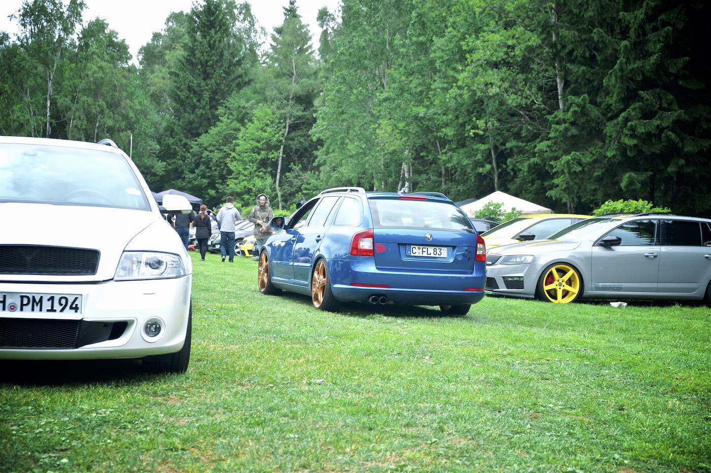 Bild ohne Beschreibung Bild ohne Beschreibung