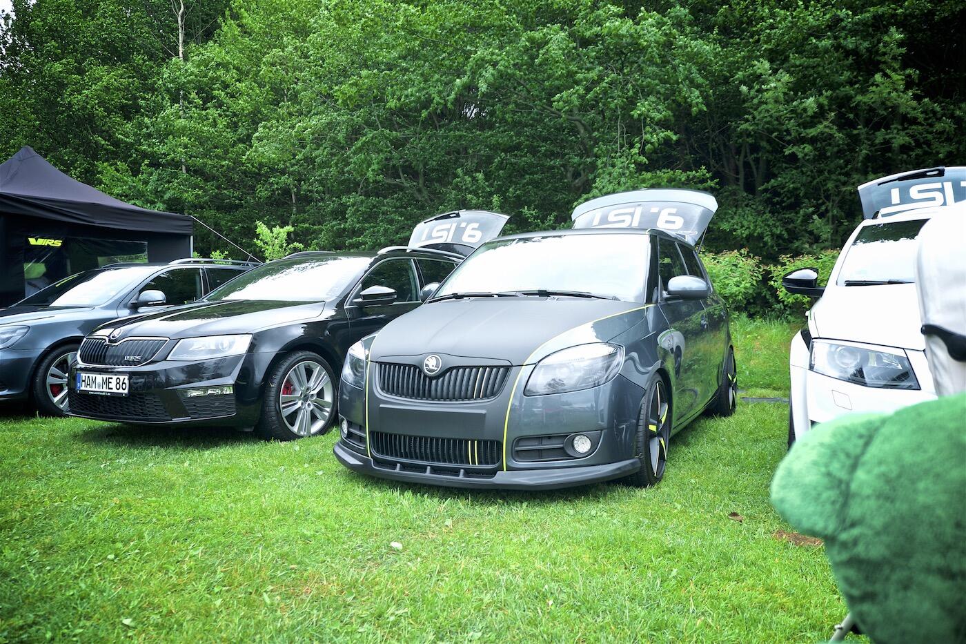 Bild ohne Beschreibung Bild ohne Beschreibung