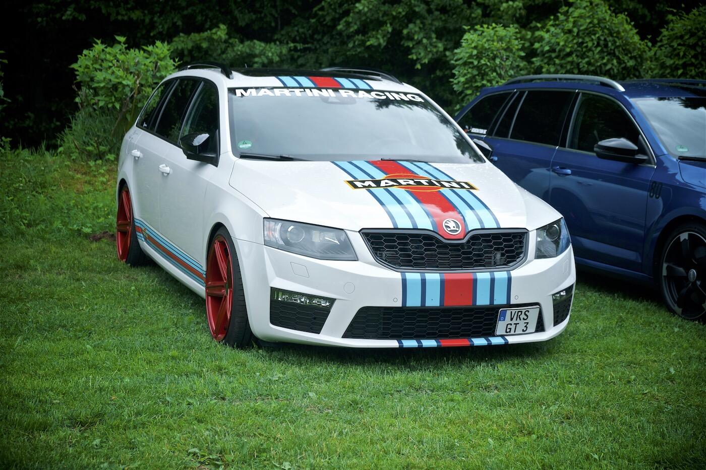 Bild ohne Beschreibung Bild ohne Beschreibung