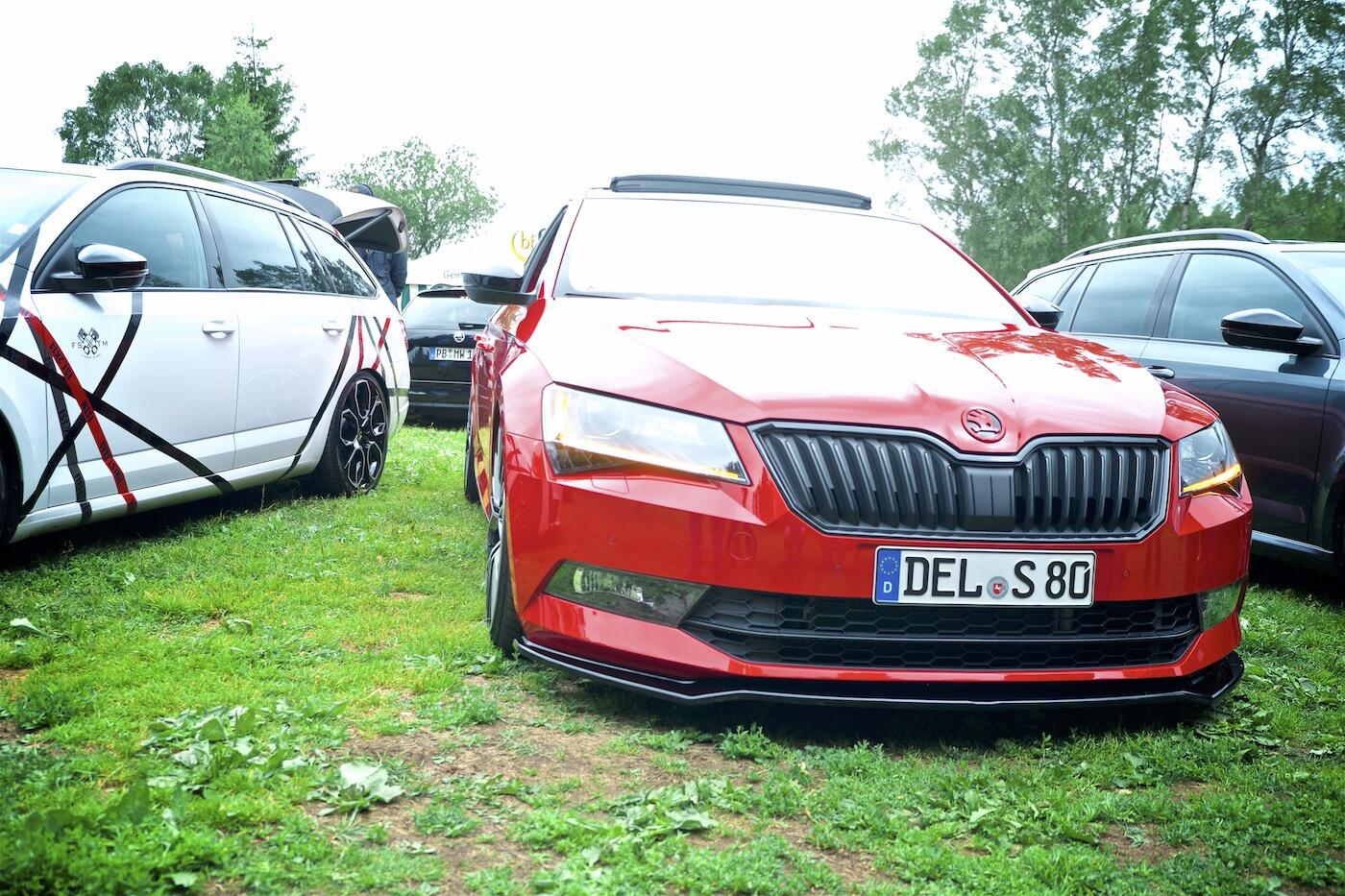 Bild ohne Beschreibung Bild ohne Beschreibung