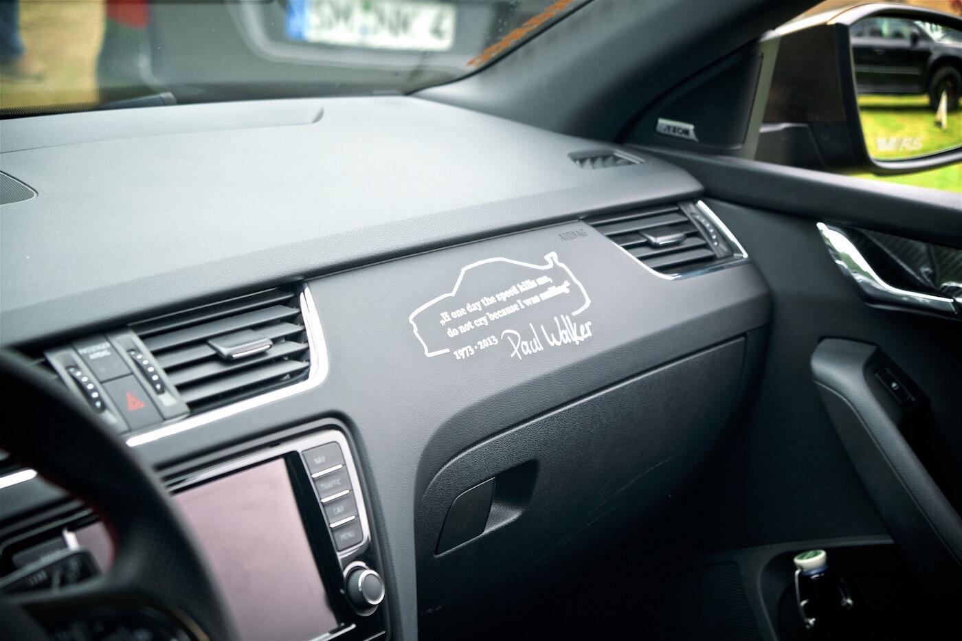 Bild ohne Beschreibung Bild ohne Beschreibung