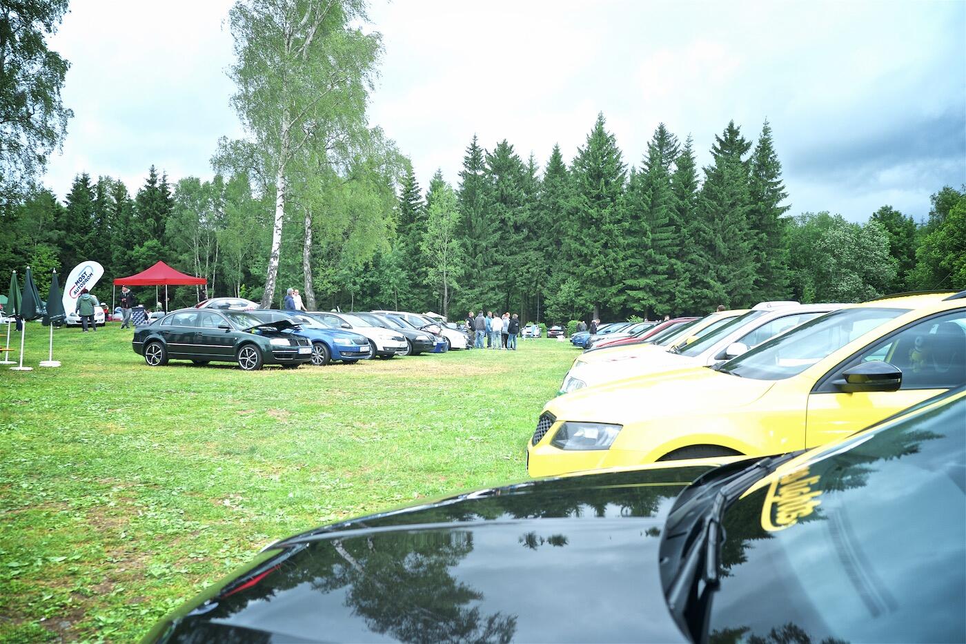 Bild ohne Beschreibung Bild ohne Beschreibung