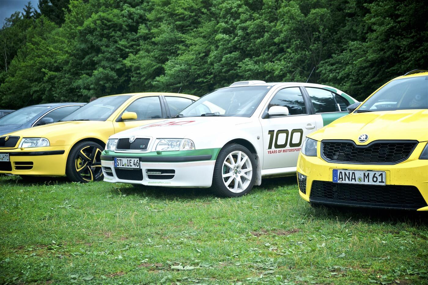 Bild ohne Beschreibung Bild ohne Beschreibung