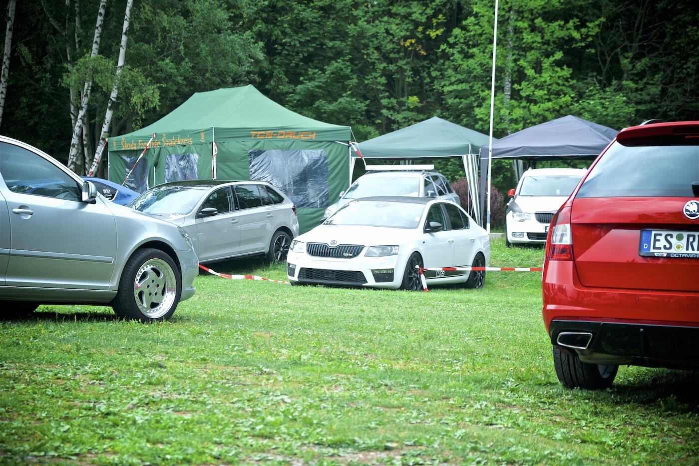 Bild ohne Beschreibung Bild ohne Beschreibung