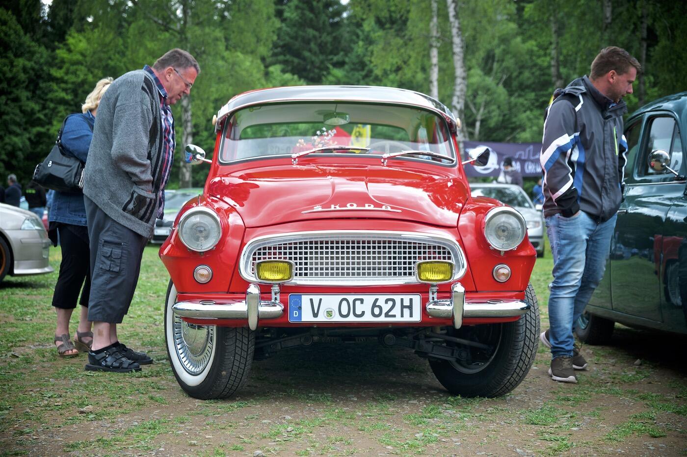 Bild ohne Beschreibung Bild ohne Beschreibung