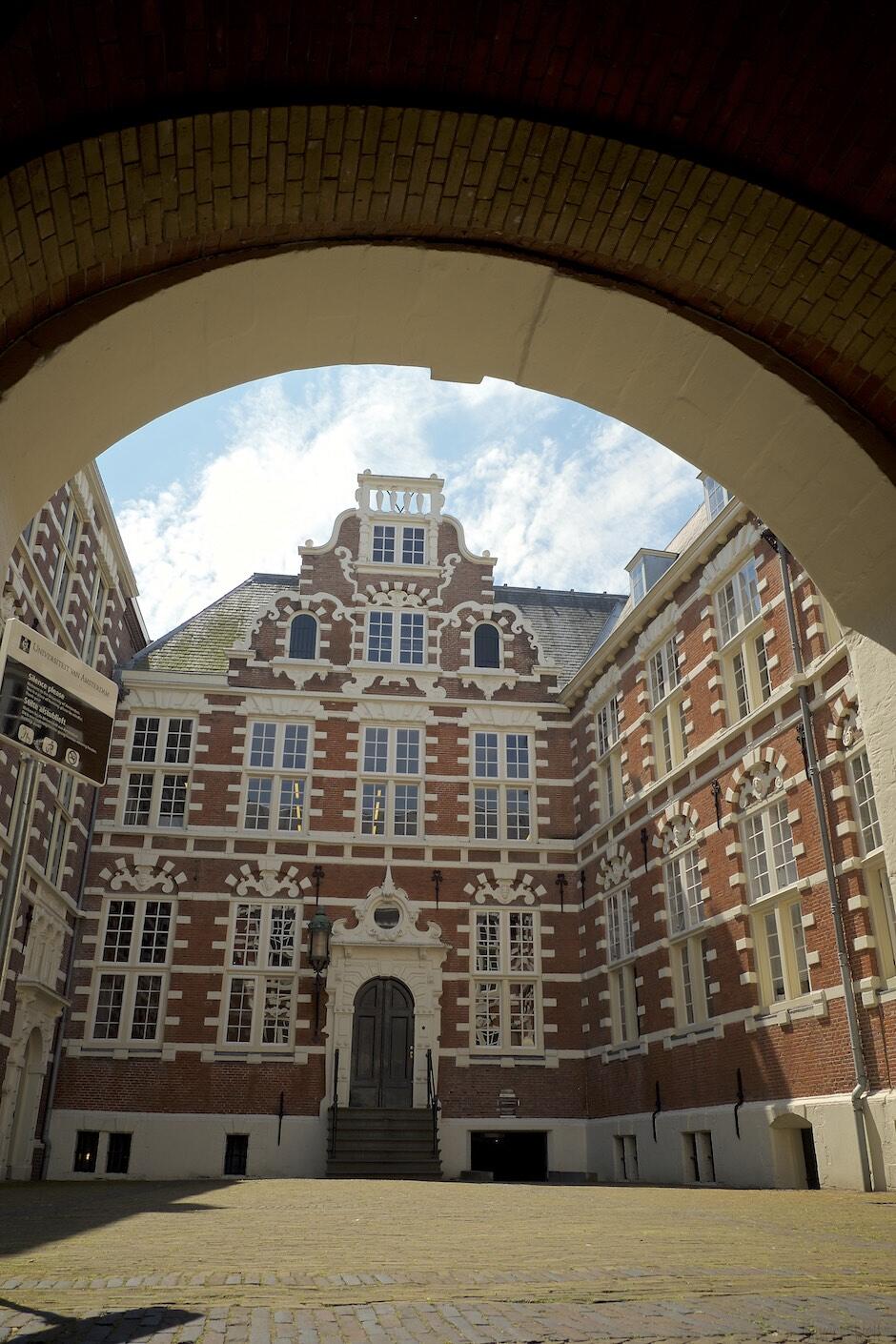 Bild ohne Beschreibung