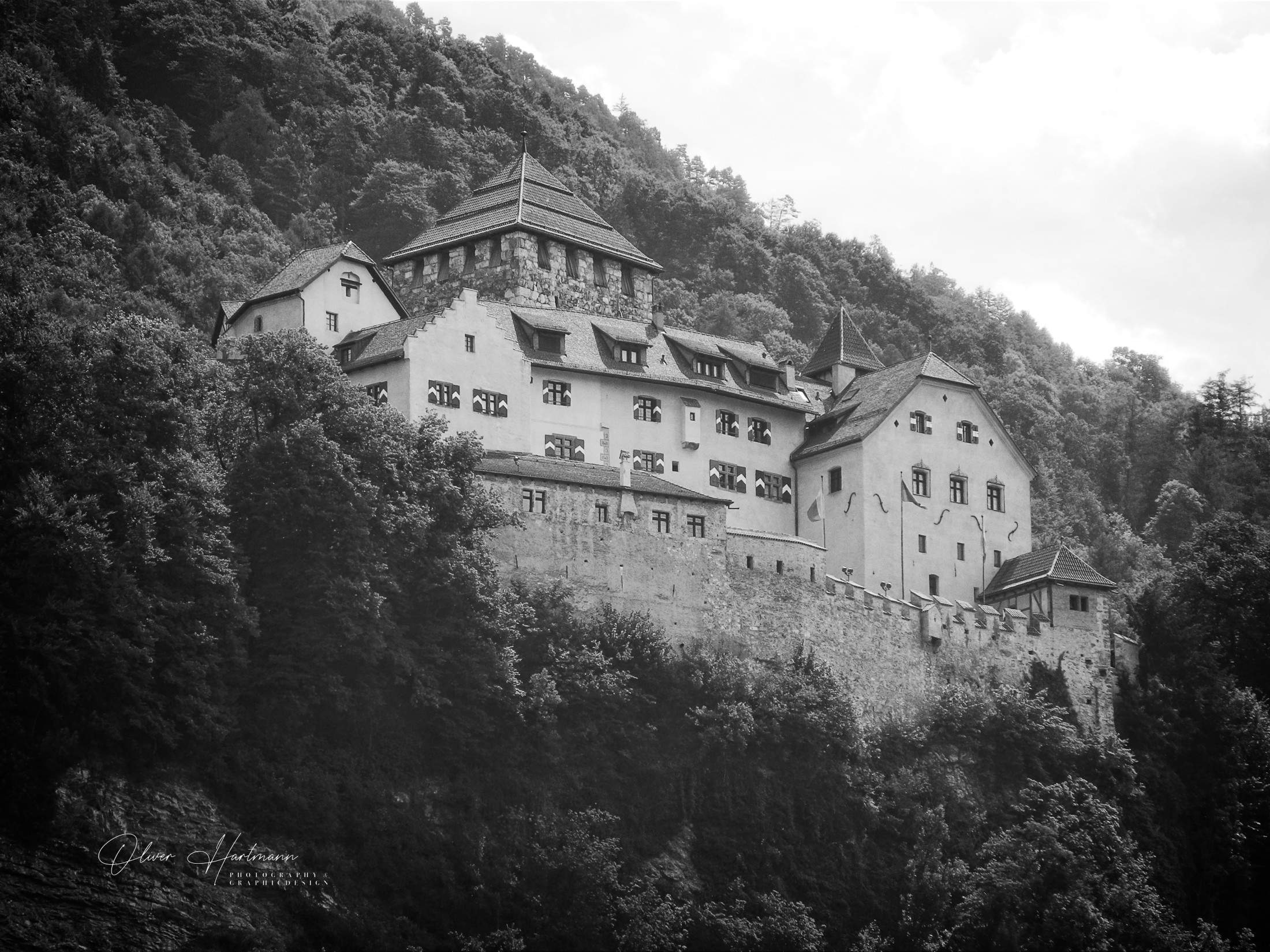 Bild ohne Beschreibung Bild ohne Beschreibung