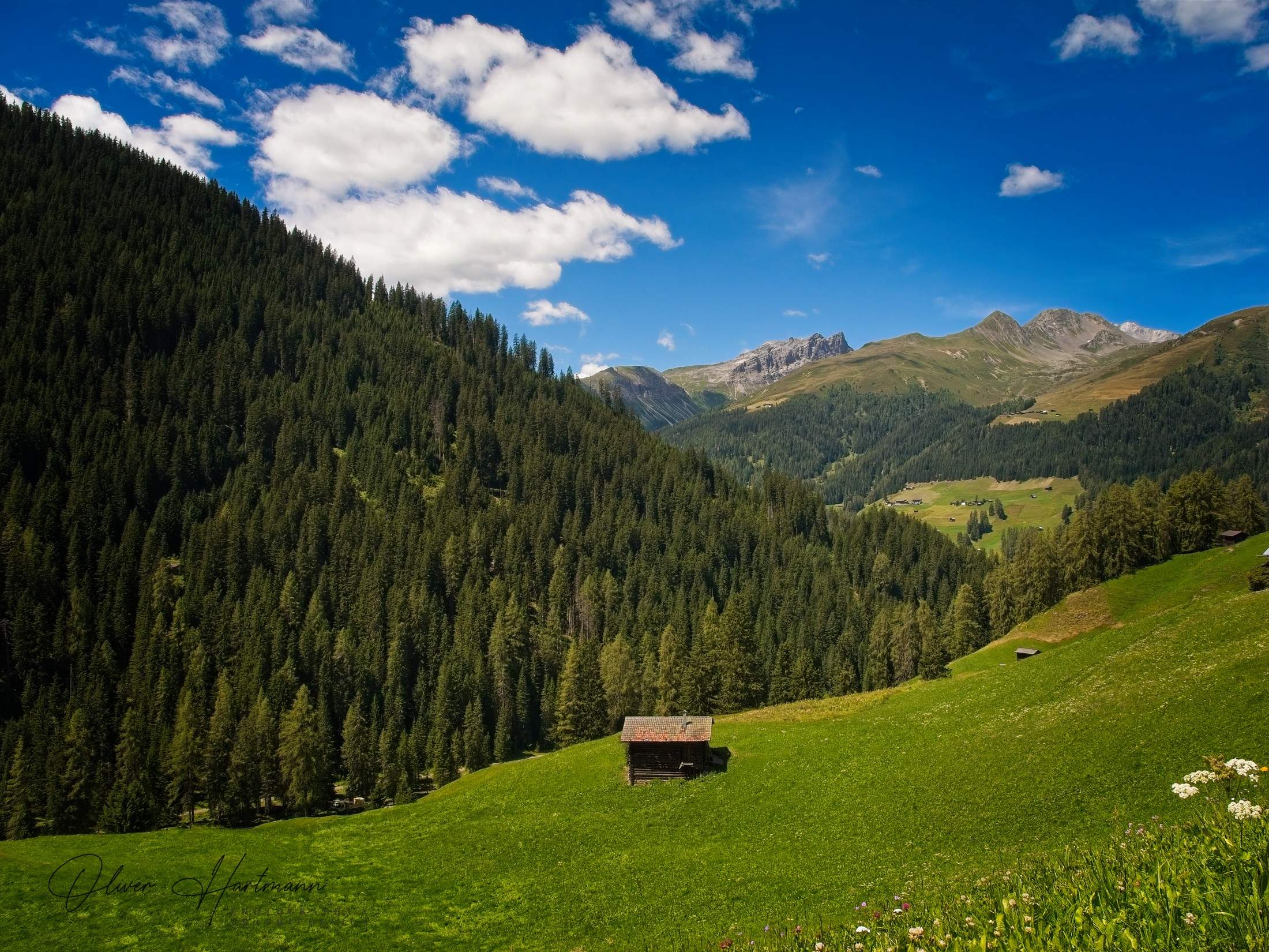 Bild ohne Beschreibung Bild ohne Beschreibung