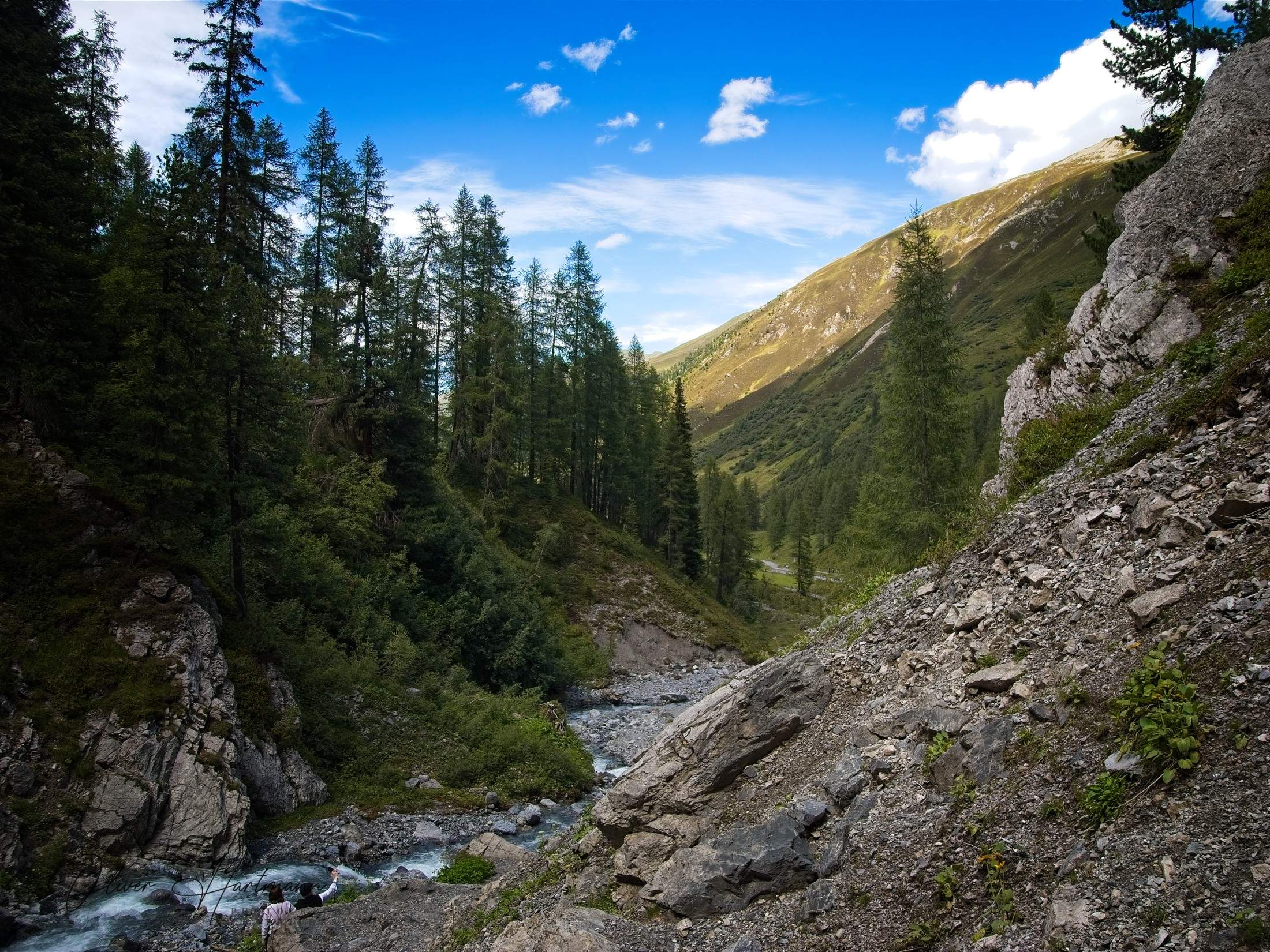 Bild ohne Beschreibung Bild ohne Beschreibung