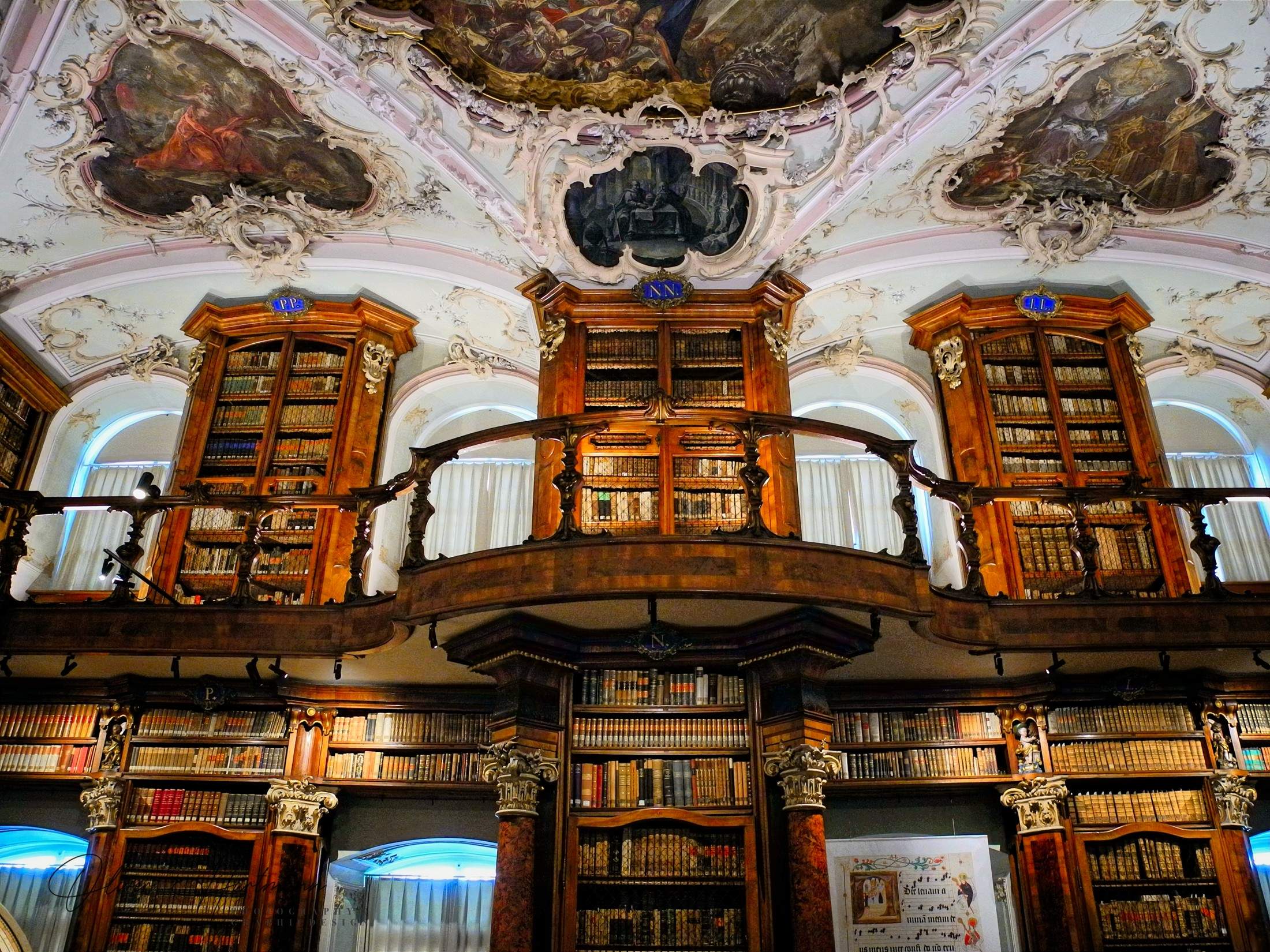 Bild ohne Beschreibung Bild ohne Beschreibung