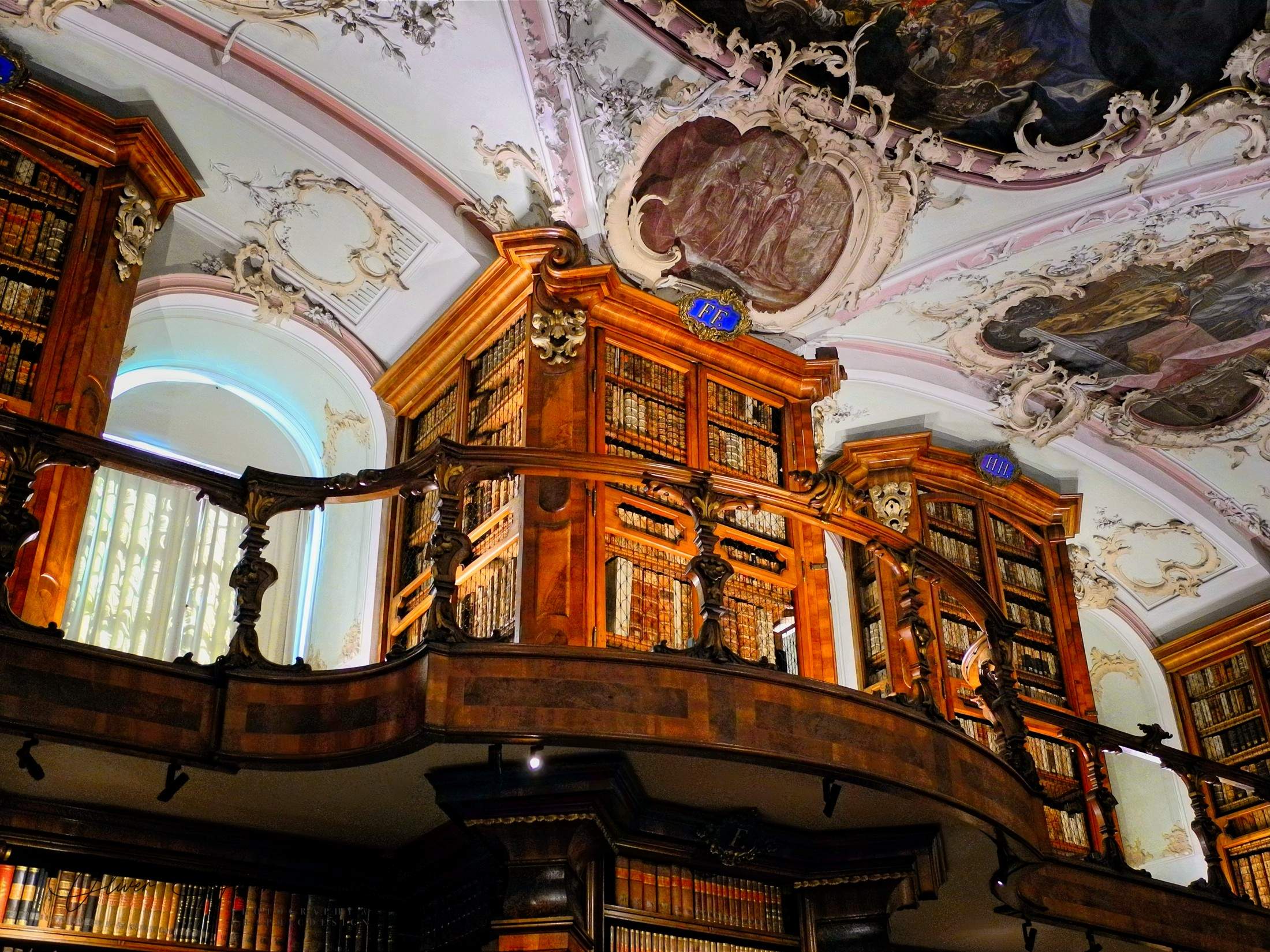 Bild ohne Beschreibung Bild ohne Beschreibung