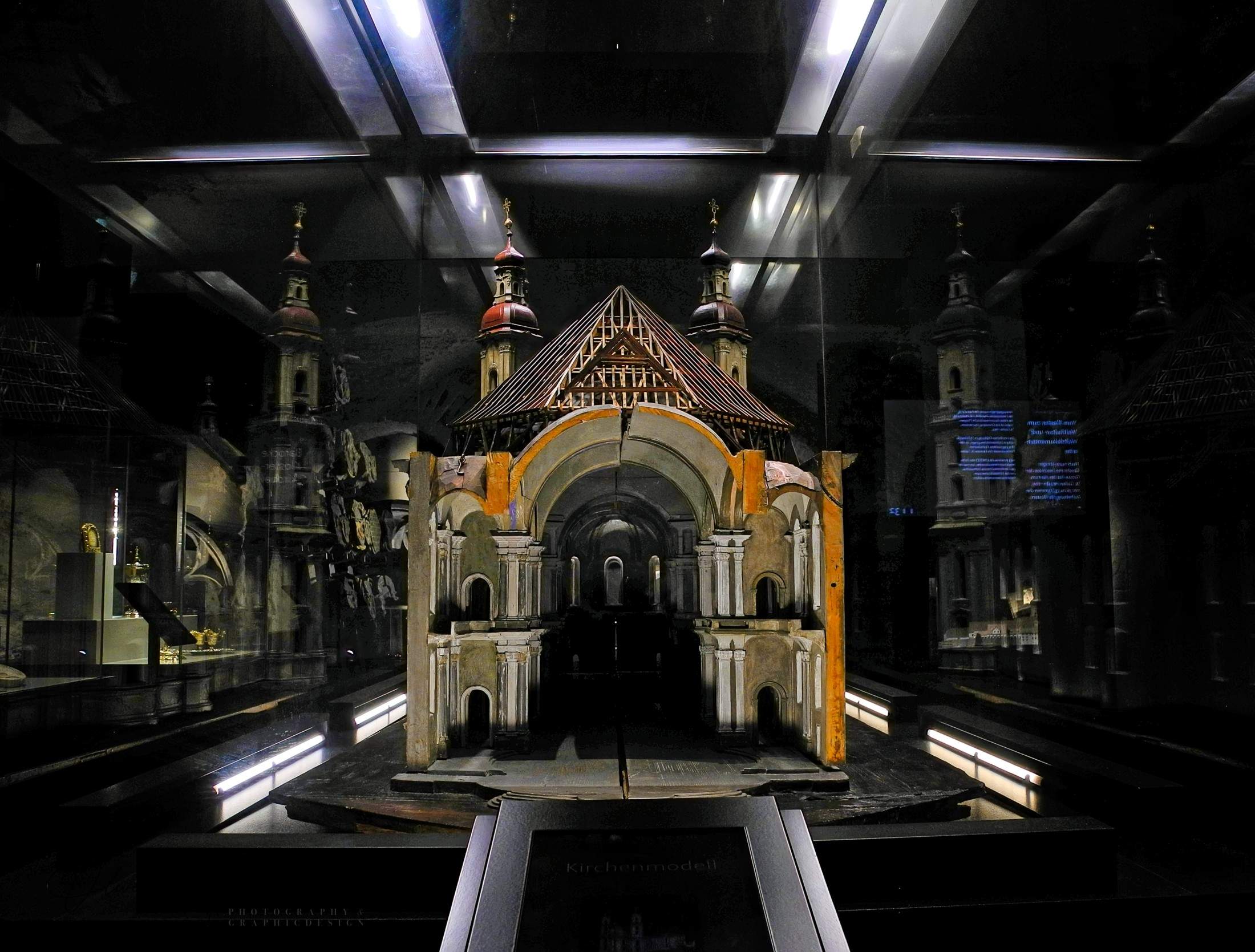 Bild ohne Beschreibung Bild ohne Beschreibung