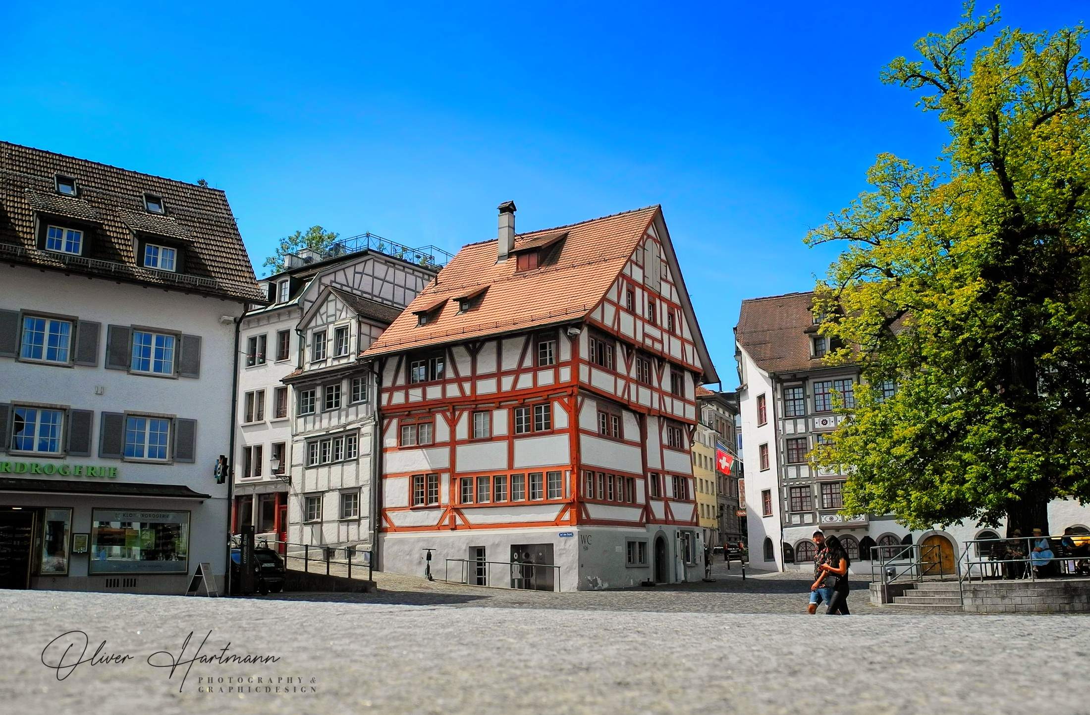 Bild ohne Beschreibung Bild ohne Beschreibung