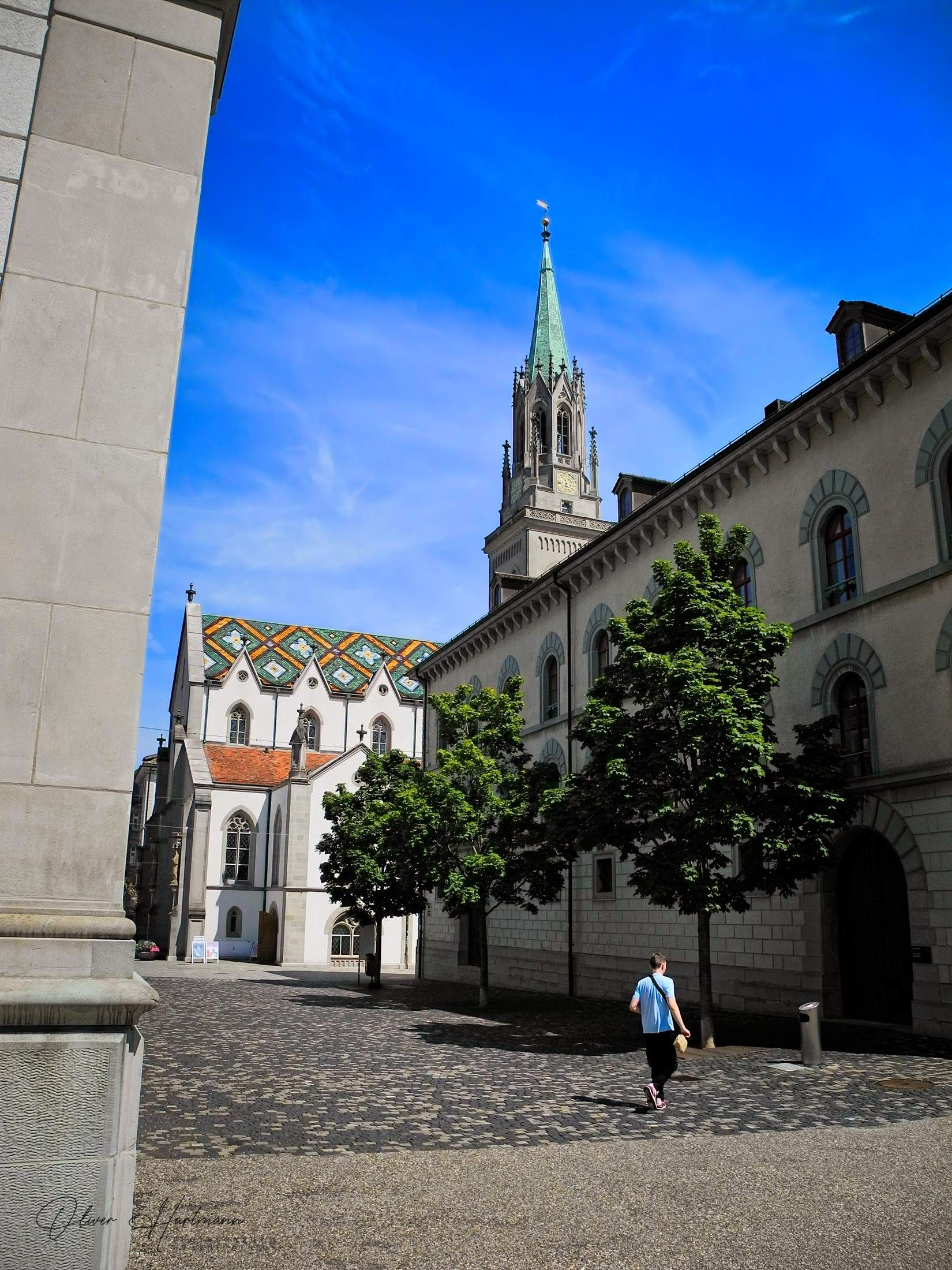 Bild ohne Beschreibung Bild ohne Beschreibung