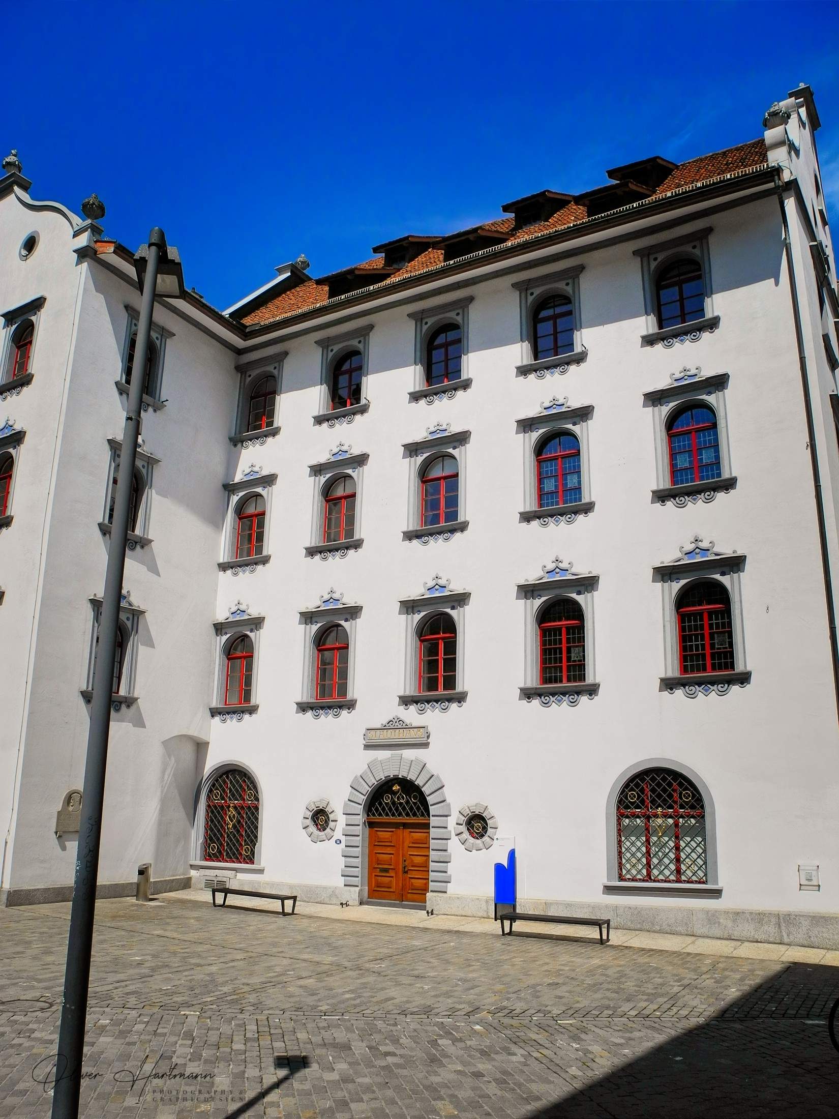 Bild ohne Beschreibung Bild ohne Beschreibung