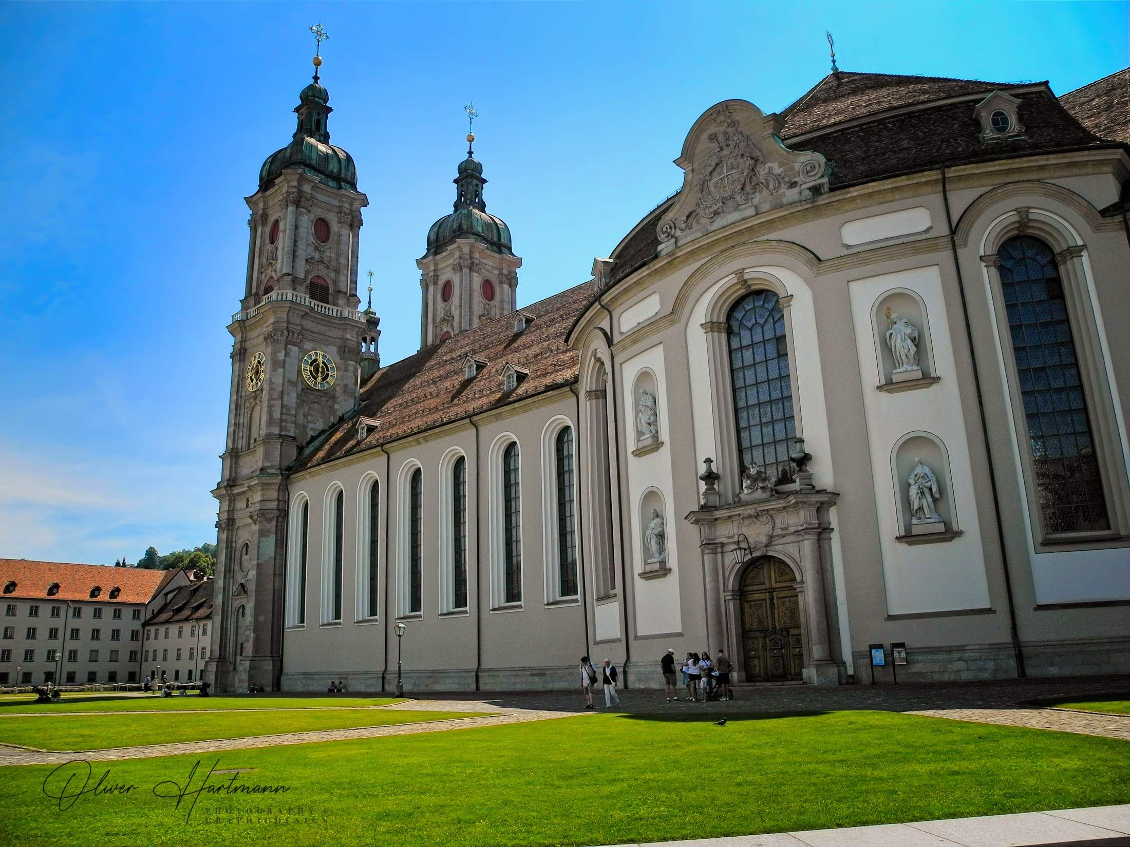 Bild ohne Beschreibung Bild ohne Beschreibung