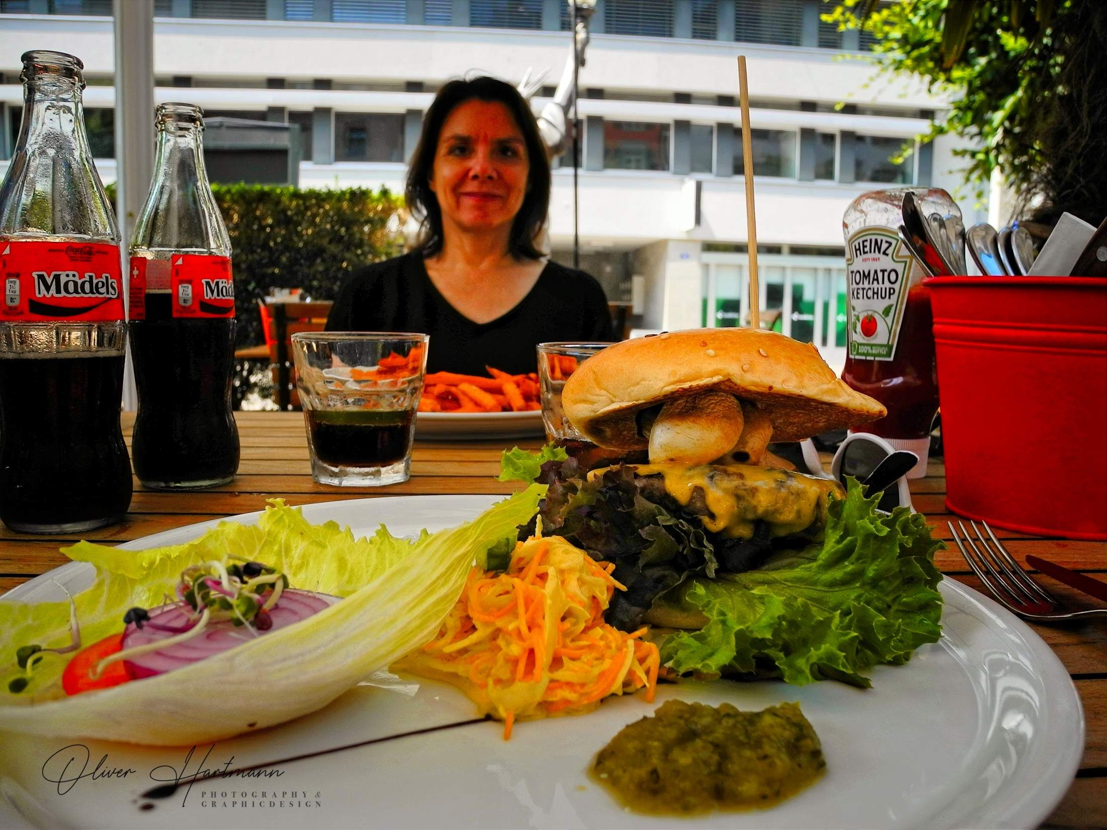 Bild ohne Beschreibung Bild ohne Beschreibung