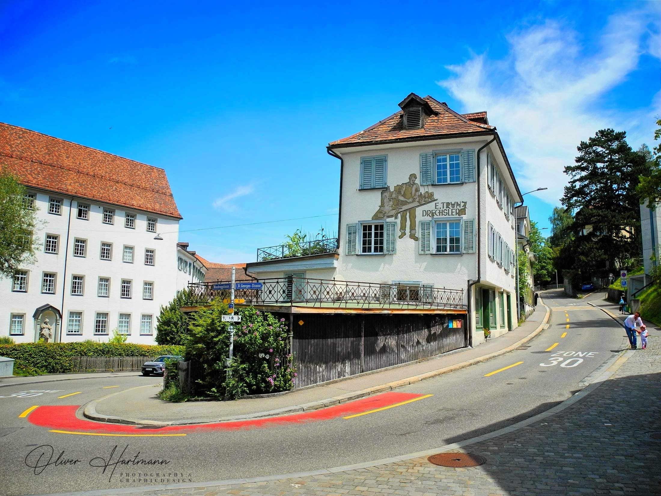 Bild ohne Beschreibung Bild ohne Beschreibung