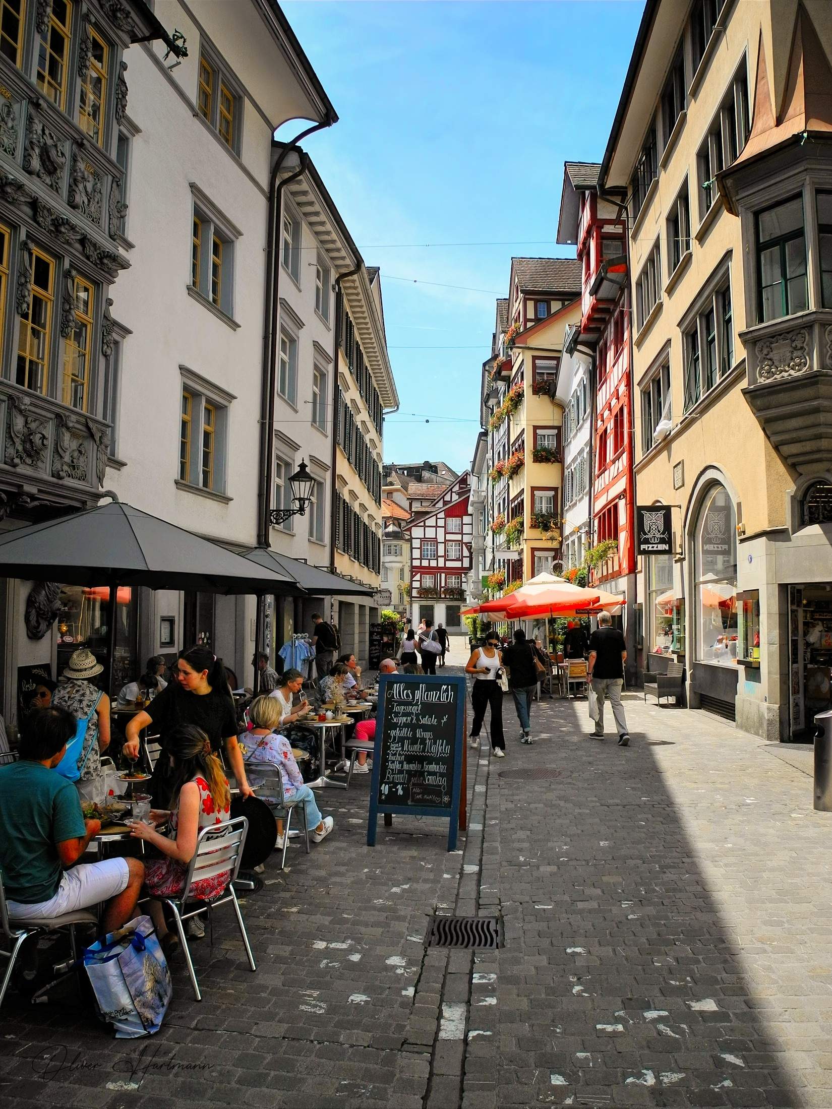 Bild ohne Beschreibung Bild ohne Beschreibung