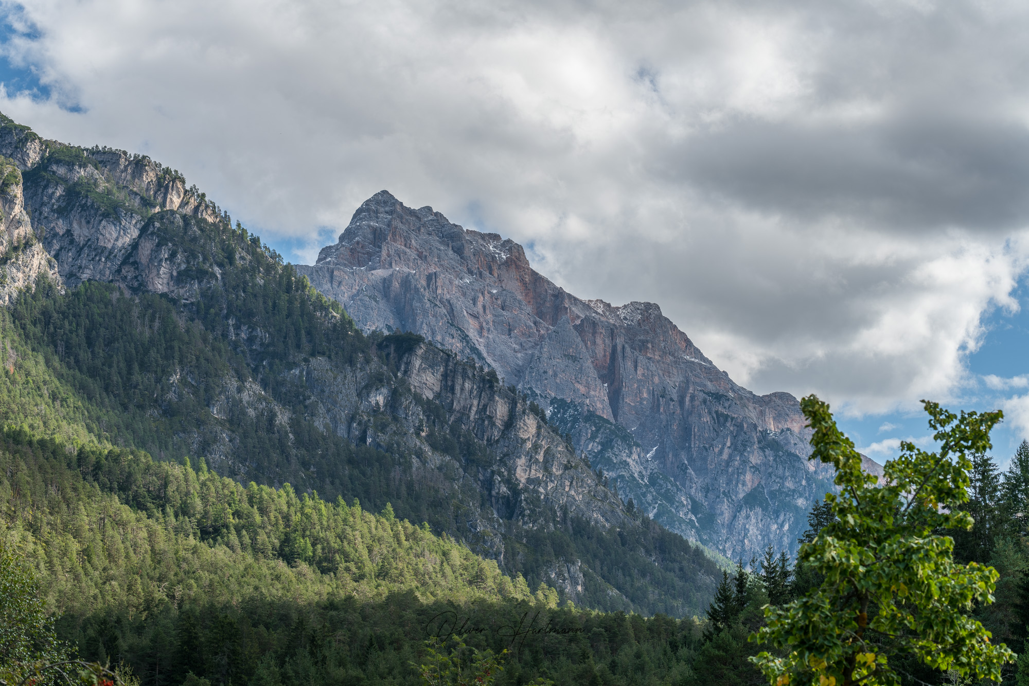 Bild ohne Beschreibung Bild ohne Beschreibung