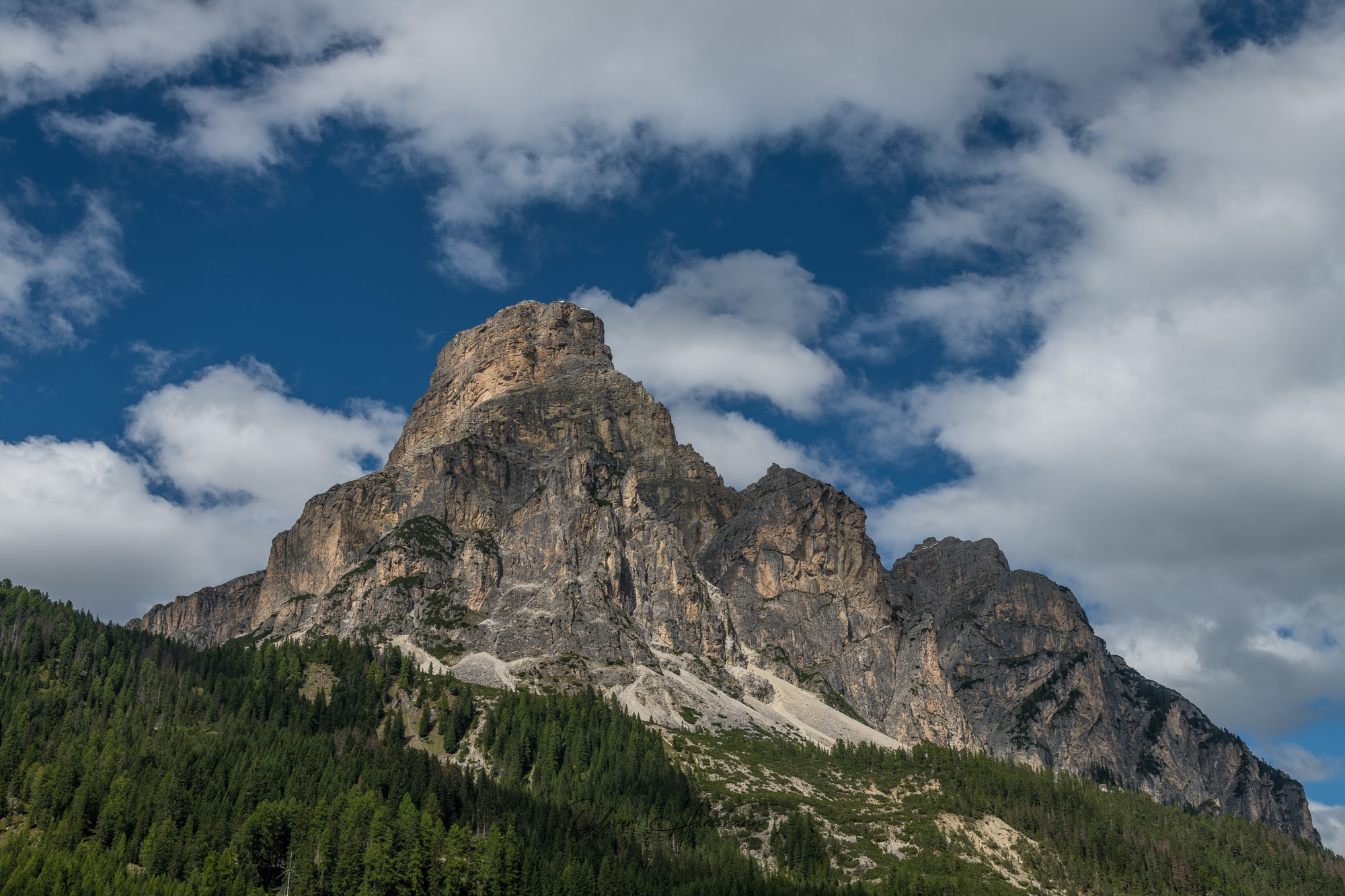 Bild ohne Beschreibung Bild ohne Beschreibung