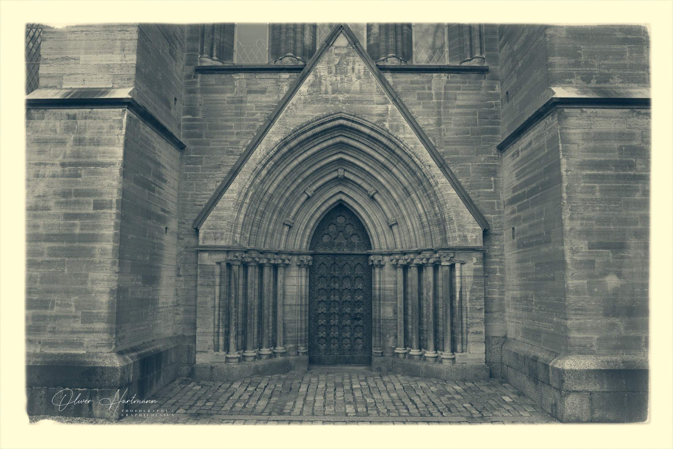 Bild ohne Beschreibung Bild ohne Beschreibung