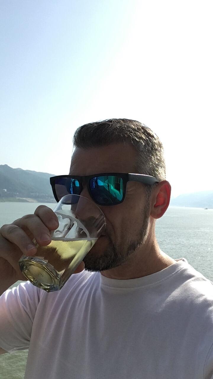 Bild ohne Beschreibung