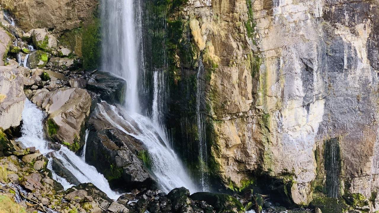 Bild ohne Beschreibung Bild ohne Beschreibung