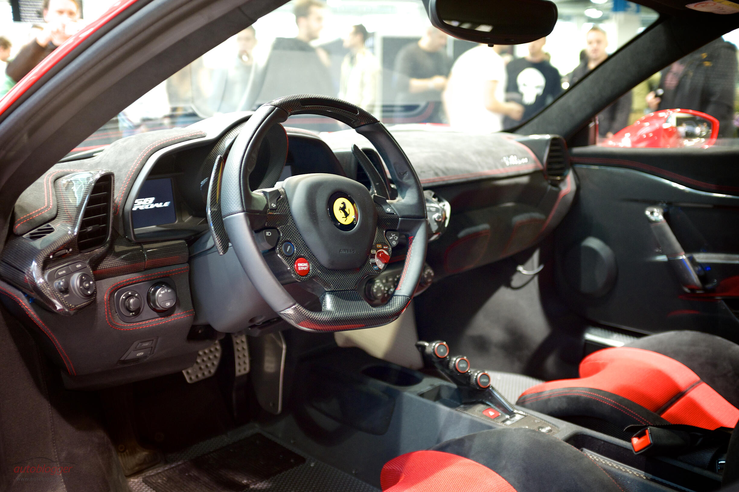 Bild ohne Beschreibung Bild ohne Beschreibung