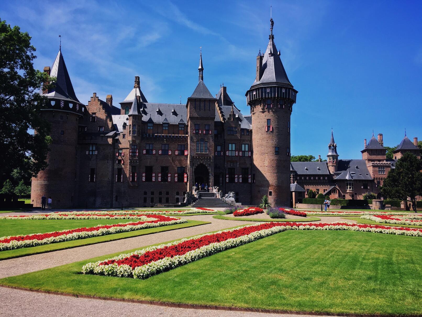 Bild ohne Beschreibung Bild ohne Beschreibung