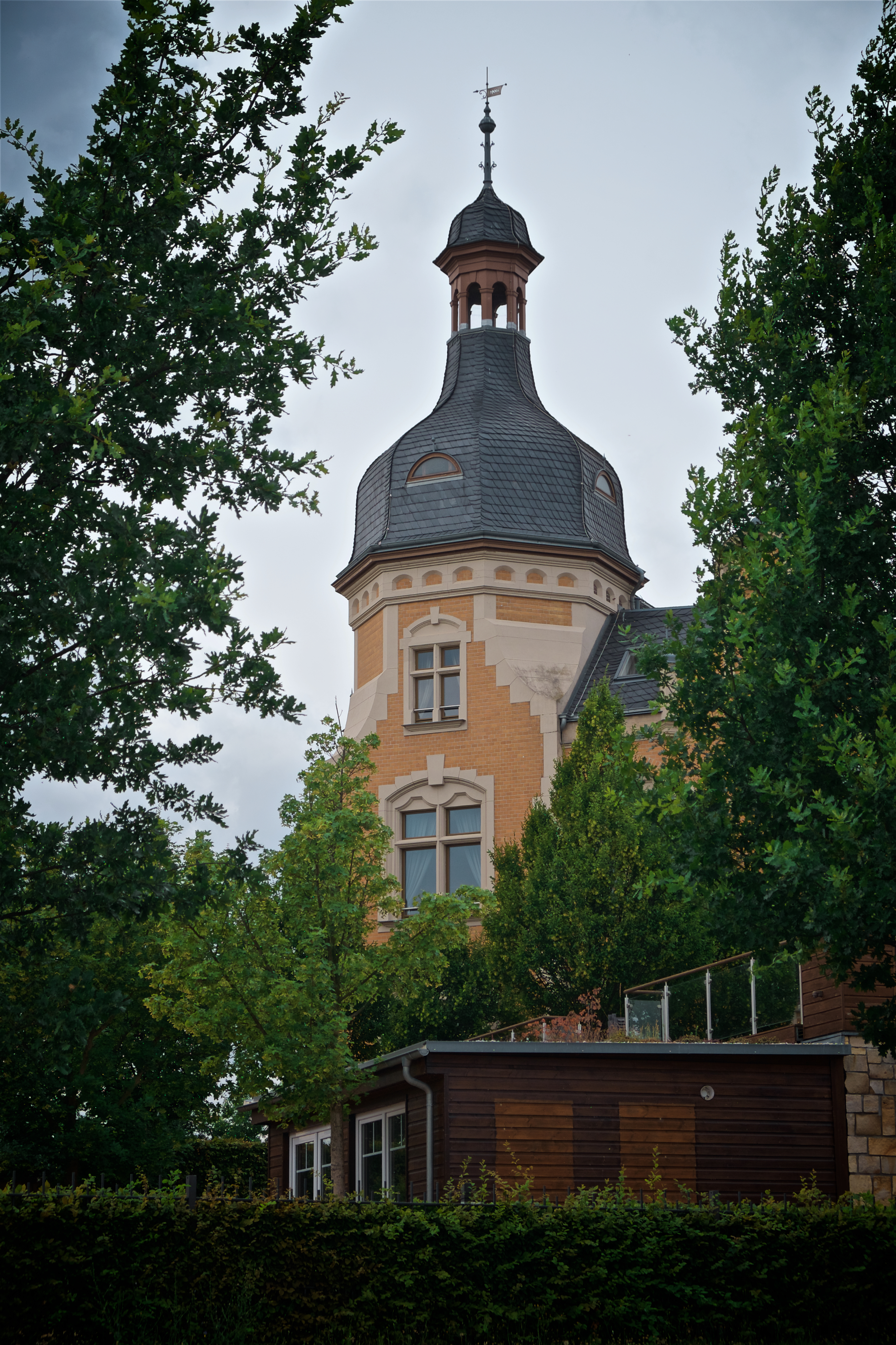 Bild ohne Beschreibung Bild ohne Beschreibung