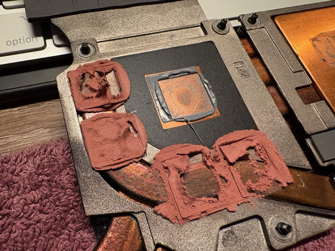 Bild ohne Beschreibung Bild ohne Beschreibung