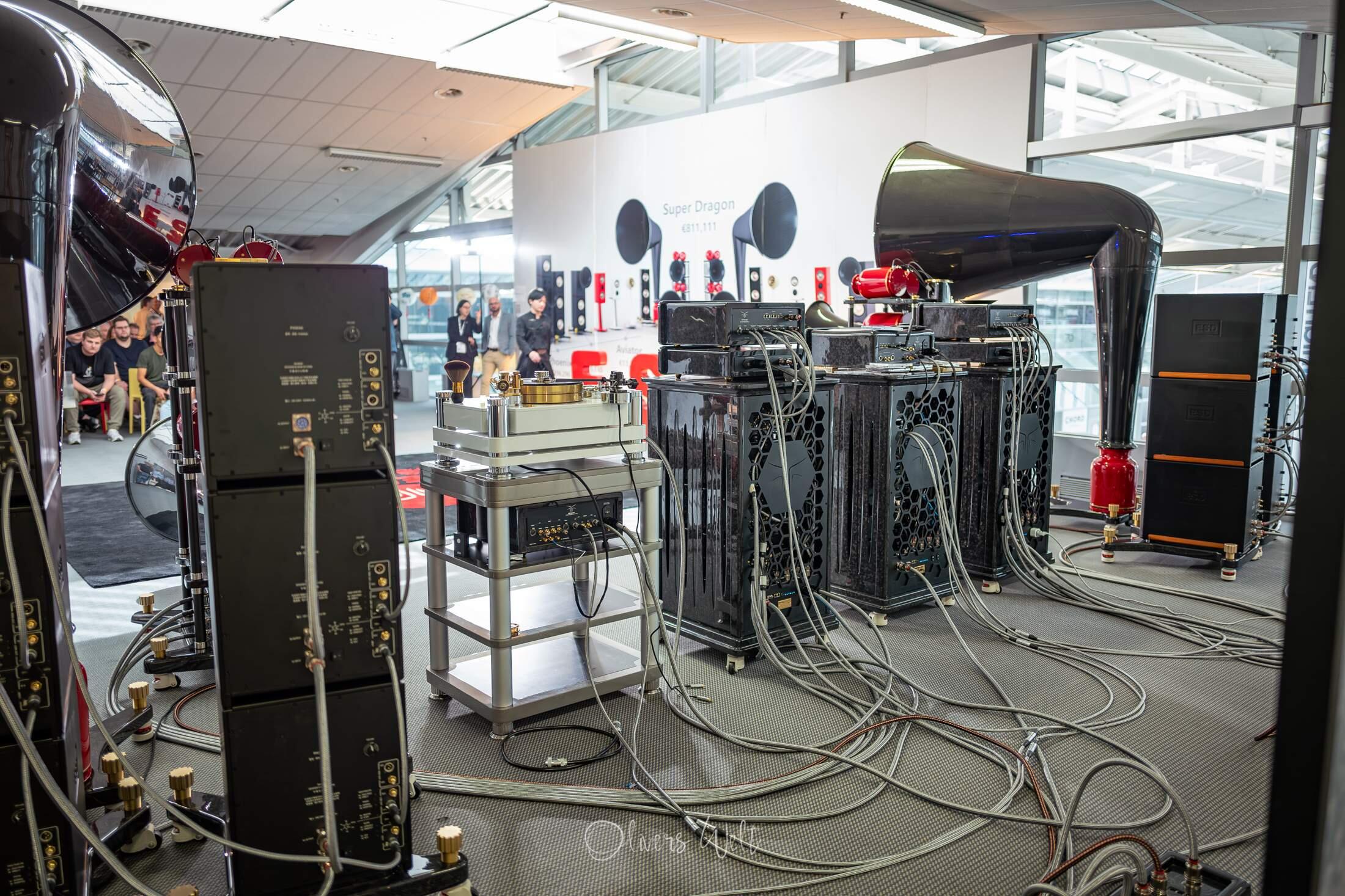 Bild ohne Beschreibung Bild ohne Beschreibung